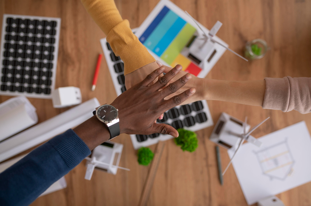 Employee Recognition Platforms vs. Rewards Programs