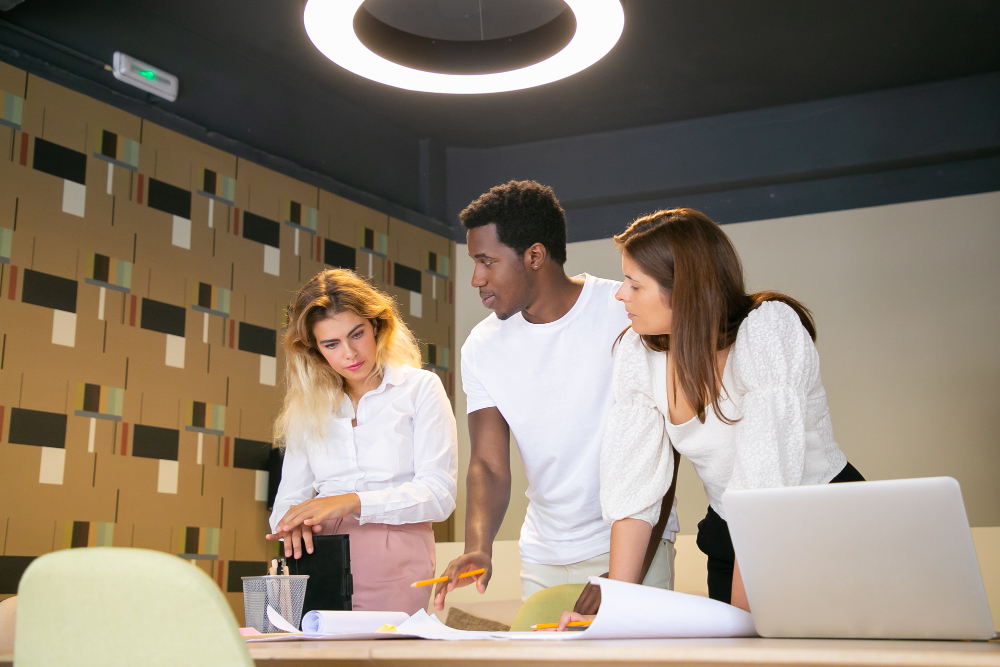 Monday CRM - User Experience